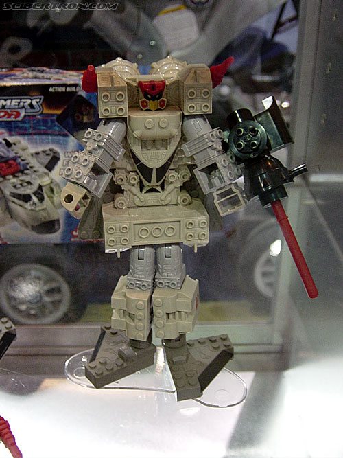 Wizard World 2003 - Transformers Event: DSC03579