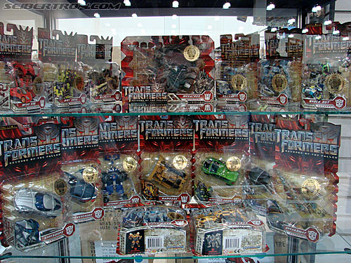 BotCon 2009: Dealer Room - Transformers Event: DSC05261