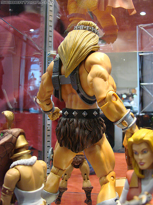 C2E2: Chicago Comic and Entertainment Expo - Transformers Event: MOTUC Tytus