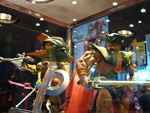 C2E2: Chicago Comic and Entertainment Expo - Transformers Event: MOTUC Tri-Klops