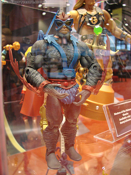 C2E2: Chicago Comic and Entertainment Expo - Transformers Event: MOTUC Stratos