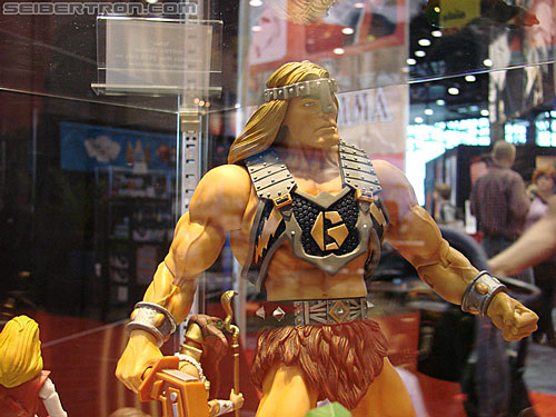 C2E2: Chicago Comic and Entertainment Expo - Transformers Event: MOTUC Tytus