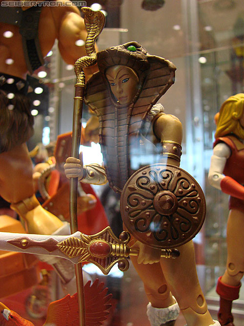 C2E2: Chicago Comic and Entertainment Expo - Transformers Event: MOTUC Teela