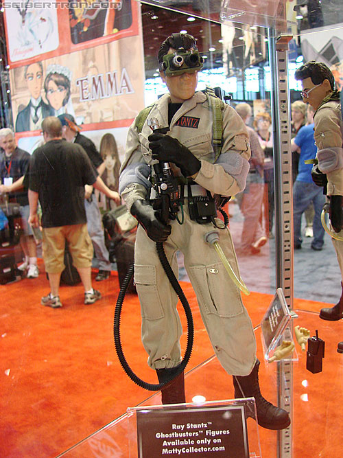 C2E2: Chicago Comic and Entertainment Expo - Transformers Event: Ghostbusters Ray Stantz (12" figure)