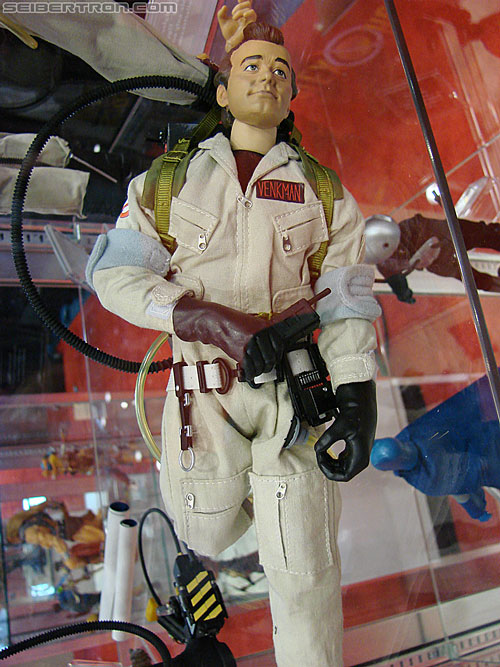 C2E2: Chicago Comic and Entertainment Expo - Transformers Event: Ghostbusters Peter Venkman (12" figure)