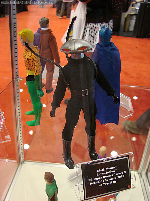C2E2: Chicago Comic and Entertainment Expo - Transformers Event: Retro-Action DC Black Manta