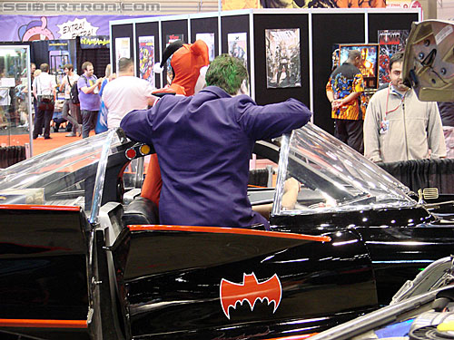 C2E2: Chicago Comic and Entertainment Expo - Transformers Event: Batmobile w/ Joker and Harley Quinn