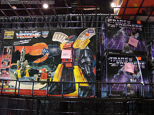 C2E2: Chicago Comic and Entertainment Expo - Transformers Event: Transformers Omega Supreme for $100