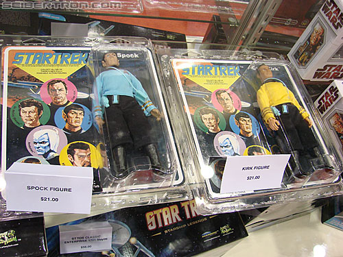 C2E2: Chicago Comic and Entertainment Expo - Transformers Event: Star Trek KIRK and SPOCK