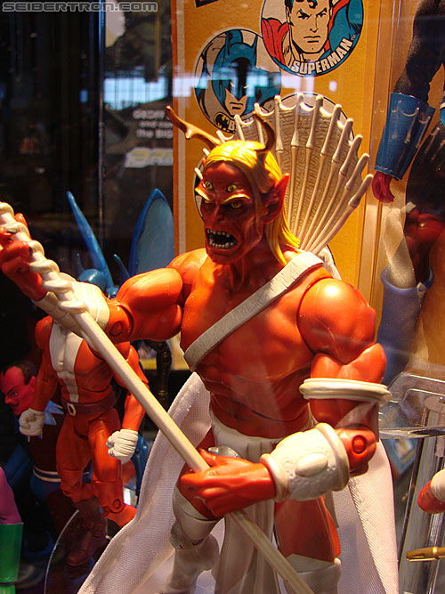 C2E2: Chicago Comic and Entertainment Expo - Transformers Event: DC Comic toy