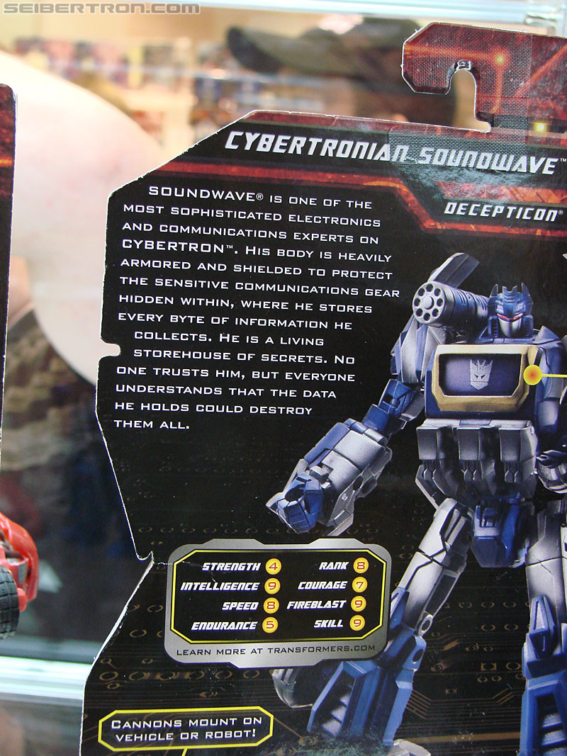 BotCon 2010 - Transformers Generations toys