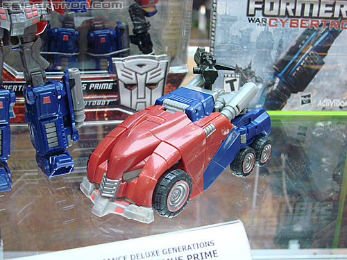 BotCon 2010: Transformers Generations toys - Transformers Event: DSC02915