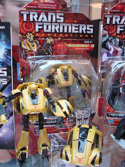 BotCon 2010: Transformers Generations toys - Transformers Event: DSC02920