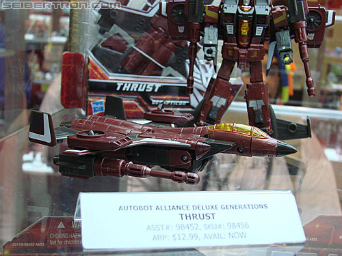 BotCon 2010: Transformers Generations toys - Transformers Event: DSC02935
