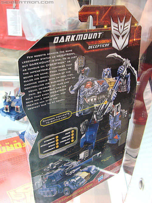 BotCon 2010: Transformers Generations toys - Transformers Event: DSC02955