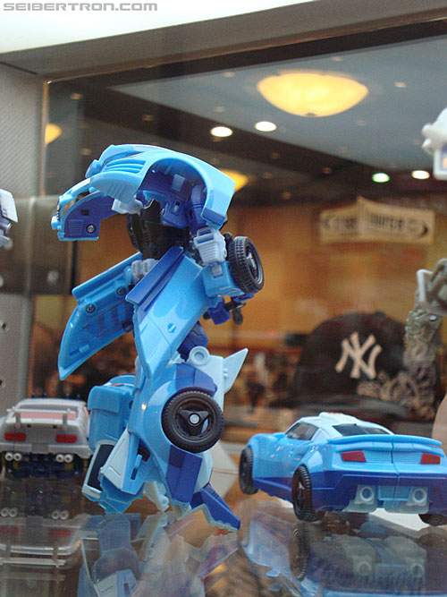 BotCon 2010 - Transformers Generations toys