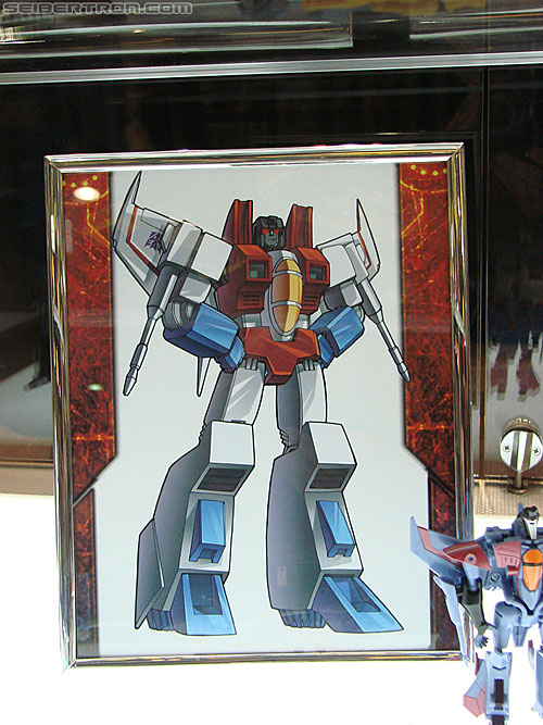 BotCon 2010: "Hall of Fame" Display Area and Awards Dinner - Transformers Event: DSC03031