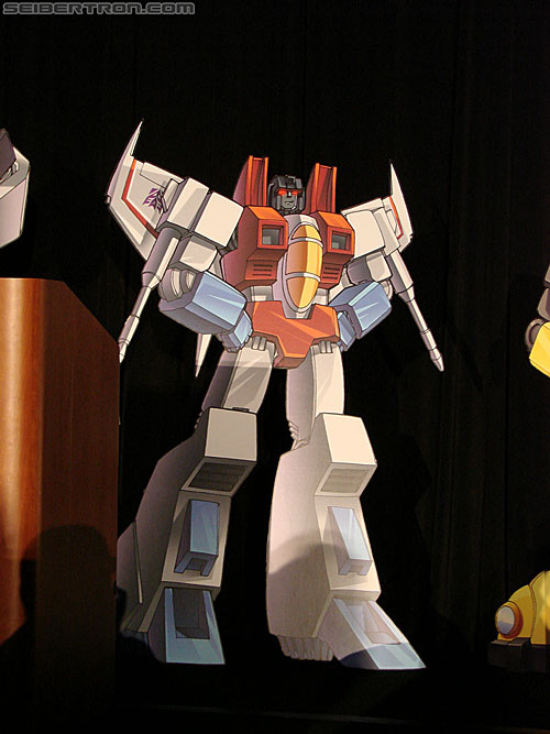 BotCon 2010: "Hall of Fame" Display Area and Awards Dinner - Transformers Event: DSC03490