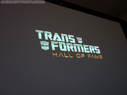 BotCon 2010: "Hall of Fame" Display Area and Awards Dinner - Transformers Event: DSC03499
