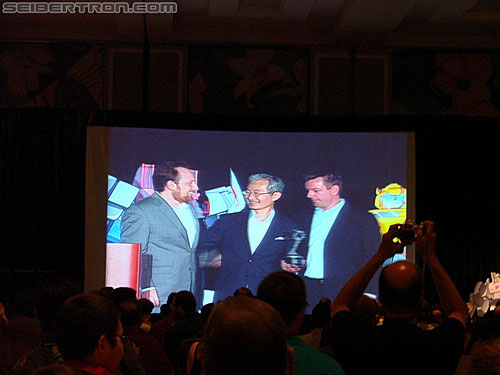BotCon 2010: "Hall of Fame" Display Area and Awards Dinner - Transformers Event: DSC03531