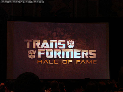 BotCon 2010: "Hall of Fame" Display Area and Awards Dinner - Transformers Event: DSC03557