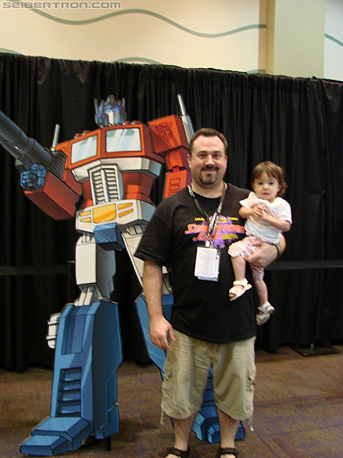 BotCon 2010: "Hall of Fame" Display Area and Awards Dinner - Transformers Event: DSC03850