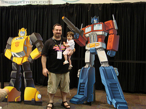 BotCon 2010: "Hall of Fame" Display Area and Awards Dinner - Transformers Event: DSC03852