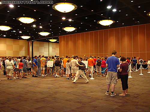 BotCon 2010: Thursday Night Registration - Transformers Event: DSC00582