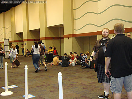 BotCon 2010: Thursday Night Registration - Transformers Event: DSC00591