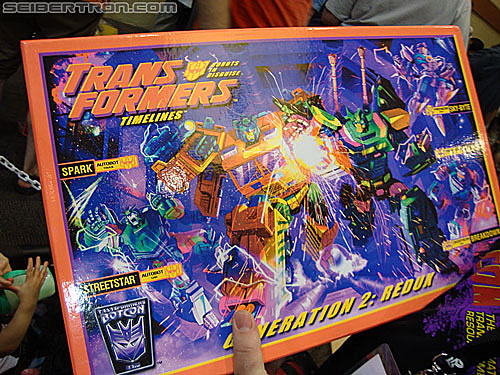 BotCon 2010: Thursday Night Registration - Transformers Event: DSC00595