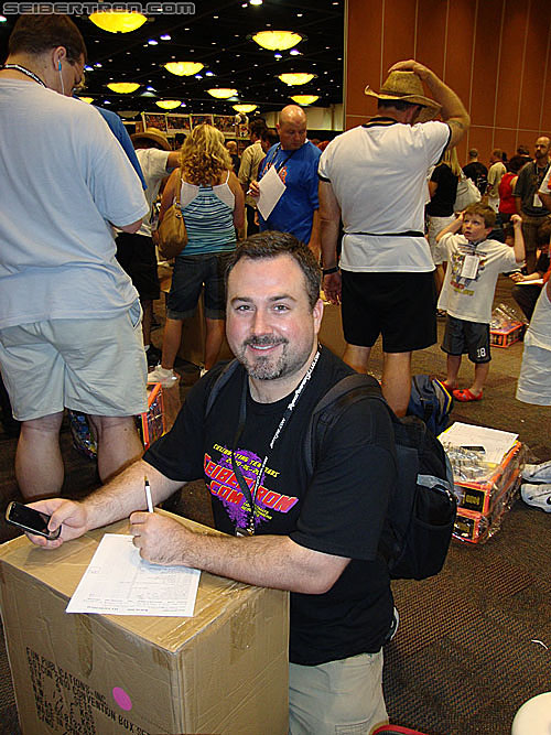 BotCon 2010: Thursday Night Registration - Transformers Event: DSC00601