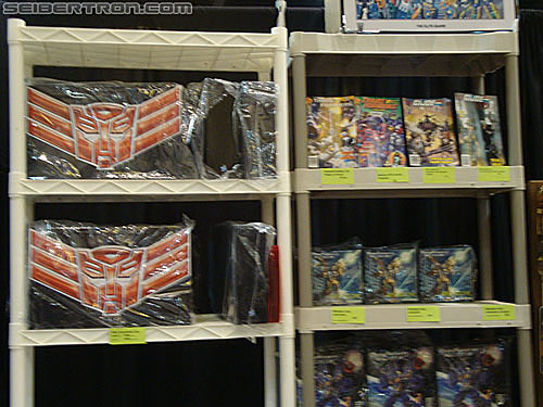 BotCon 2010: Thursday Night Registration - Transformers Event: DSC00621