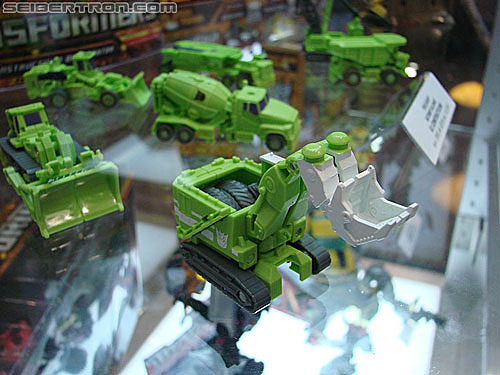 BotCon 2010: Hunt For The Decepticons toys (pt 1) - Transformers Event: DSC02666