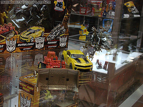 BotCon 2010: Hunt For The Decepticons toys (pt 1) - Transformers Event: DSC02670