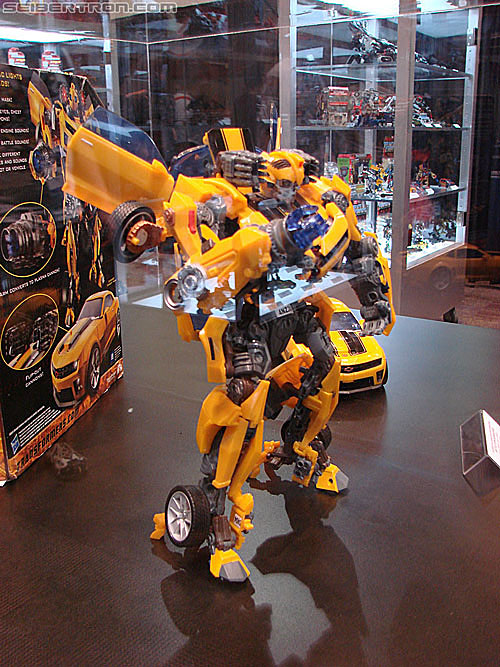 BotCon 2010: Hunt For The Decepticons toys (pt 1) - Transformers Event: DSC02688