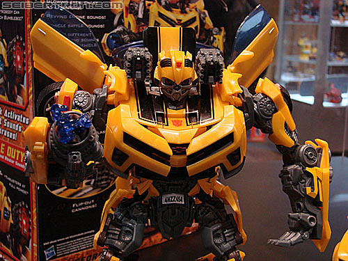 BotCon 2010: Hunt For The Decepticons toys (pt 1) - Transformers Event: DSC02690
