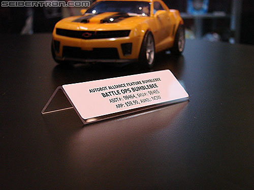 BotCon 2010: Hunt For The Decepticons toys (pt 1) - Transformers Event: DSC02692