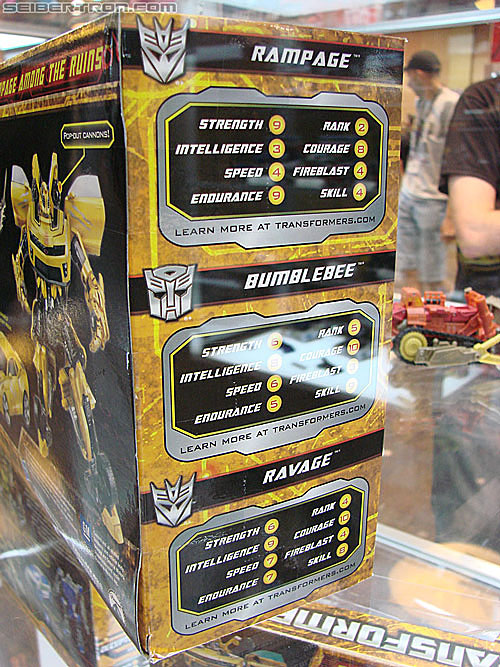 BotCon 2010: Hunt For The Decepticons toys (pt 1) - Transformers Event: DSC02745