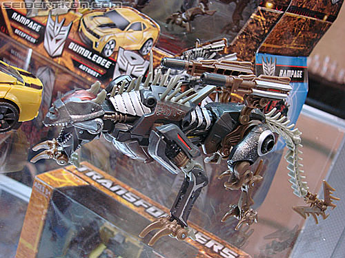 BotCon 2010: Hunt For The Decepticons toys (pt 1) - Transformers Event: DSC02751
