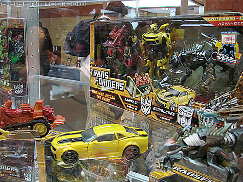 BotCon 2010: Hunt For The Decepticons toys (pt 1) - Transformers Event: DSC02755