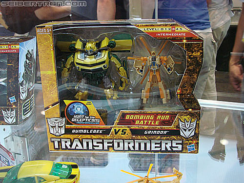 BotCon 2010: Hunt For The Decepticons toys (pt 1) - Transformers Event: DSC02768