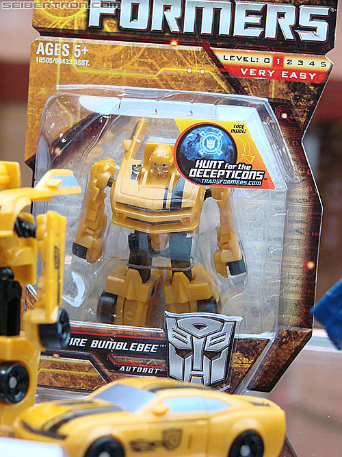 BotCon 2010: Hunt For The Decepticons toys (pt 1) - Transformers Event: DSC02781
