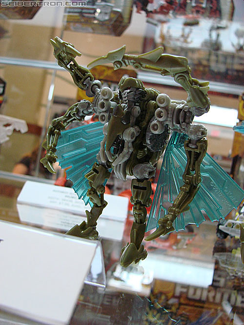 BotCon 2010: Hunt For The Decepticons toys (pt 1) - Transformers Event: DSC02801