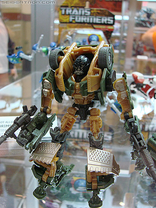 BotCon 2010: Hunt For The Decepticons toys (pt 1) - Transformers Event: DSC02817