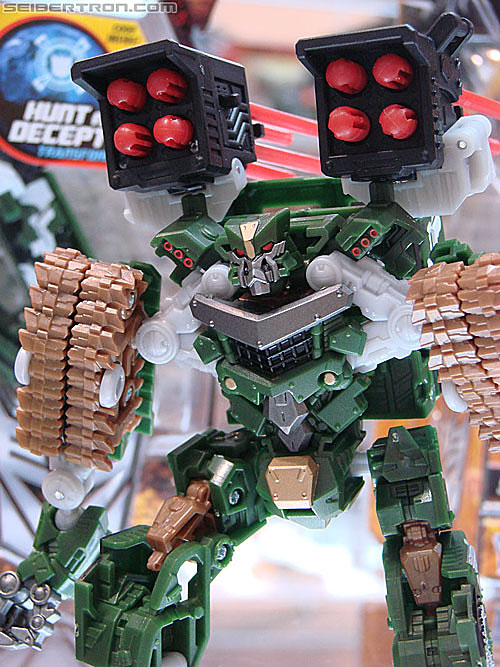 BotCon 2010: Hunt For The Decepticons toys (pt 1) - Transformers Event: DSC02821