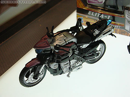 BotCon 2010: Hunt For The Decepticons toys (pt 1) - Transformers Event: DSC02834