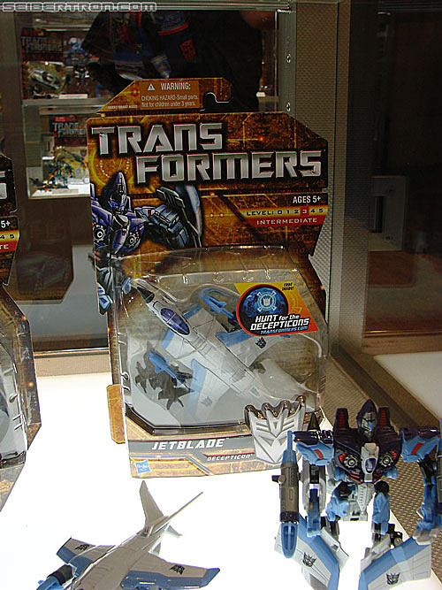 BotCon 2010: Hunt For The Decepticons toys (pt 1) - Transformers Event: DSC02857