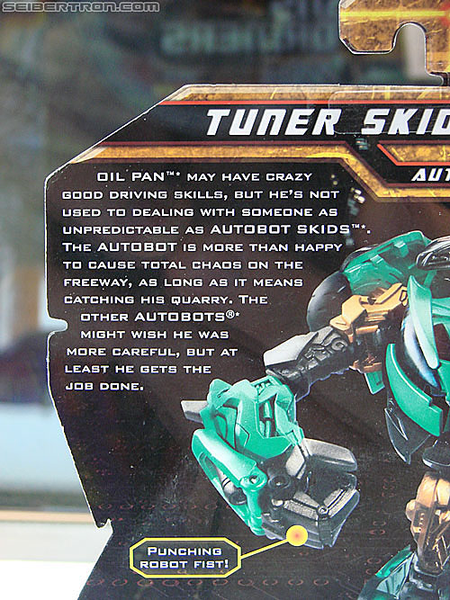 BotCon 2010: Hunt For The Decepticons toys (pt 1) - Transformers Event: DSC02879