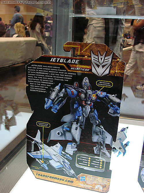 BotCon 2010: Hunt For The Decepticons toys (pt 1) - Transformers Event: DSC02885