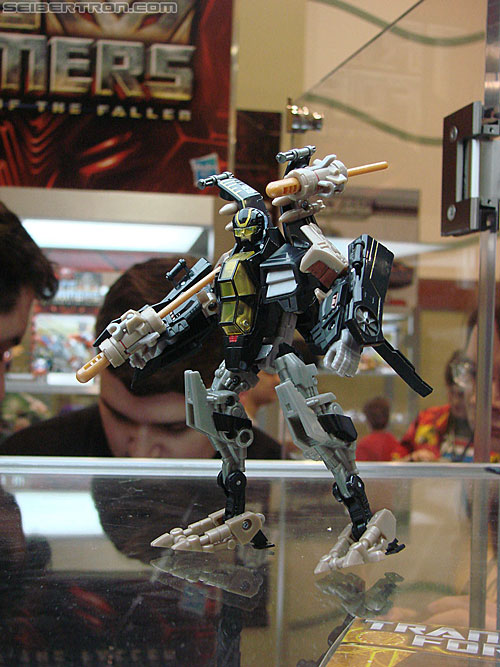 BotCon 2010: Hunt For The Decepticons toys (pt 2) - Transformers Event: DSC03315